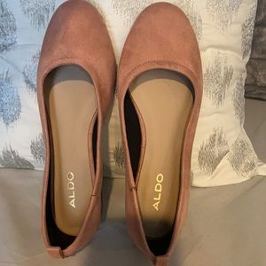 Aldo suede flats